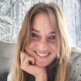 Medium Tamara