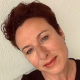 Medium Linda