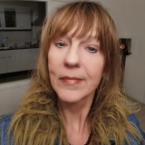 Medium Lysbeth